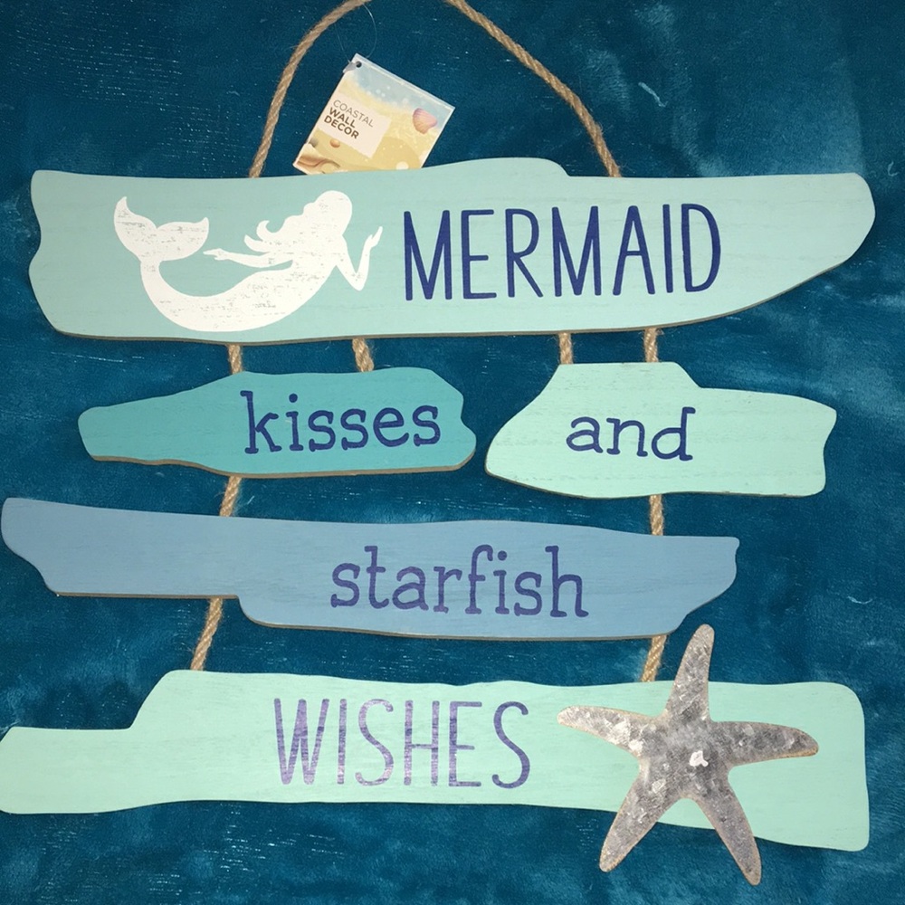 Mermaid 🧜🏼‍♀️ Sign
